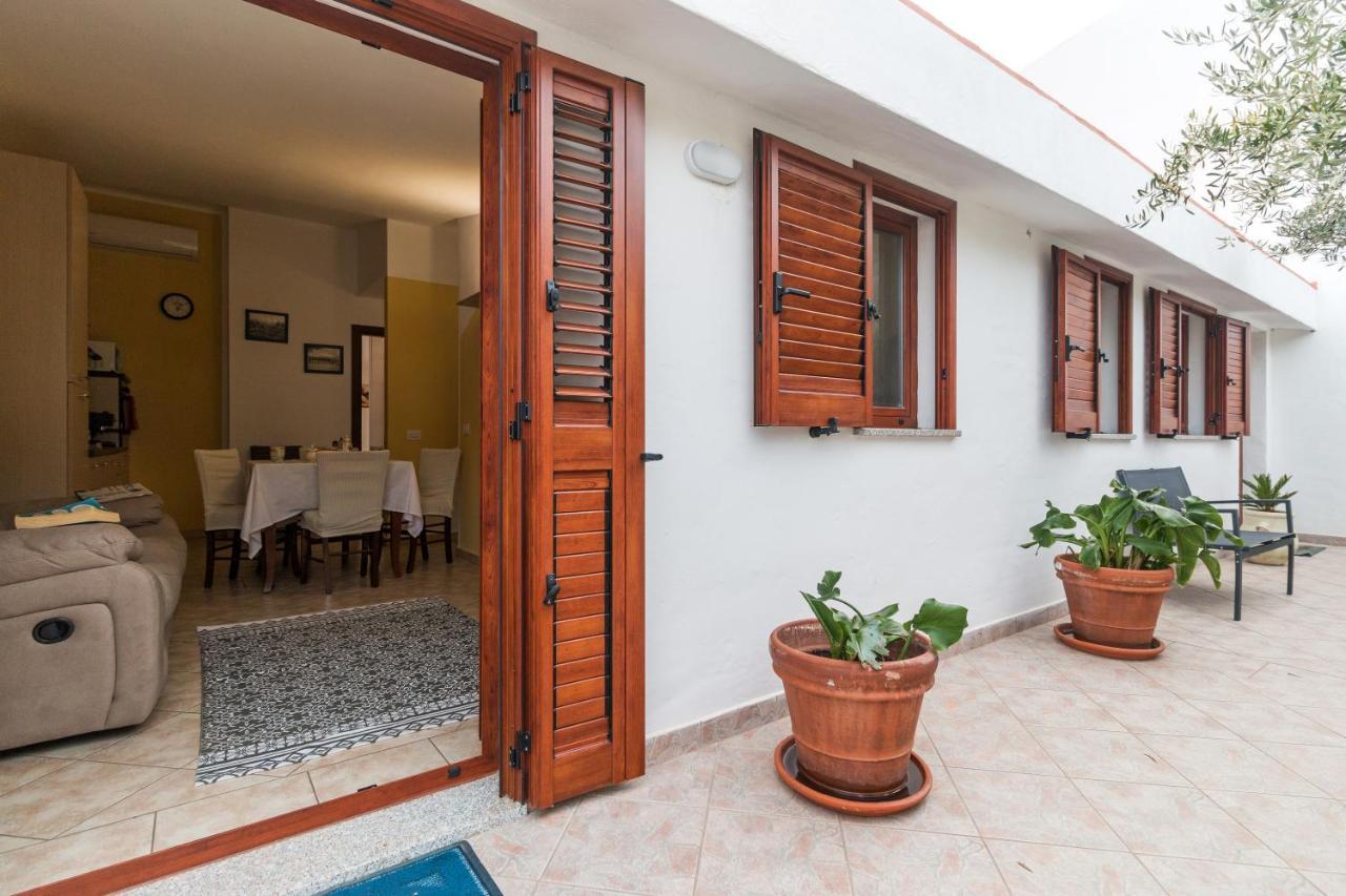 Apartamento Sebastian House Cala Gonone Exterior foto